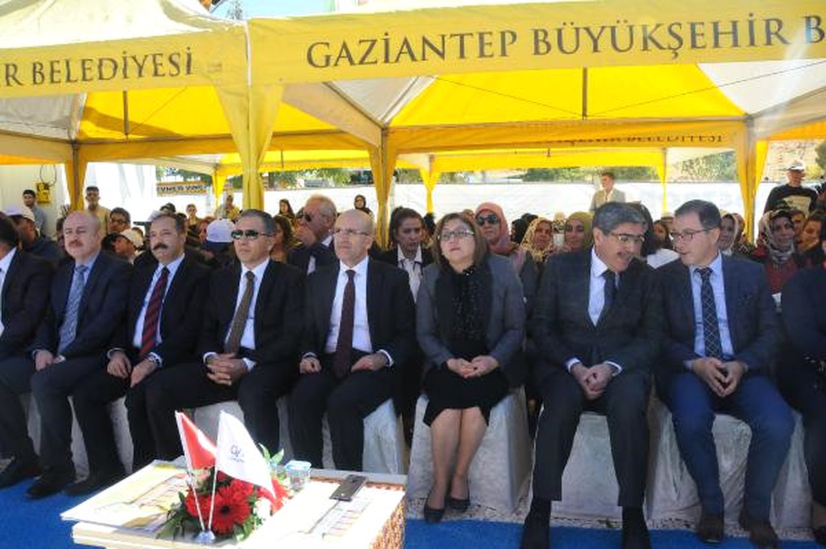 Mehmet Şimşek: İmkanlarımız Atıl ve Yastık Altında Duruyor (2)