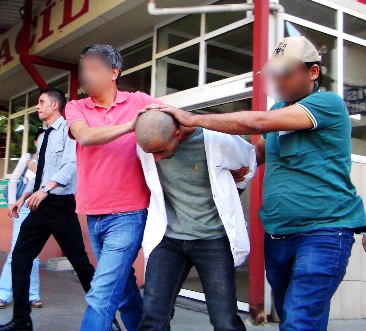 Muğla\'da Yakalanan Son PKK\'lı Terörist Sağlık Kontrolünden Geçirildi