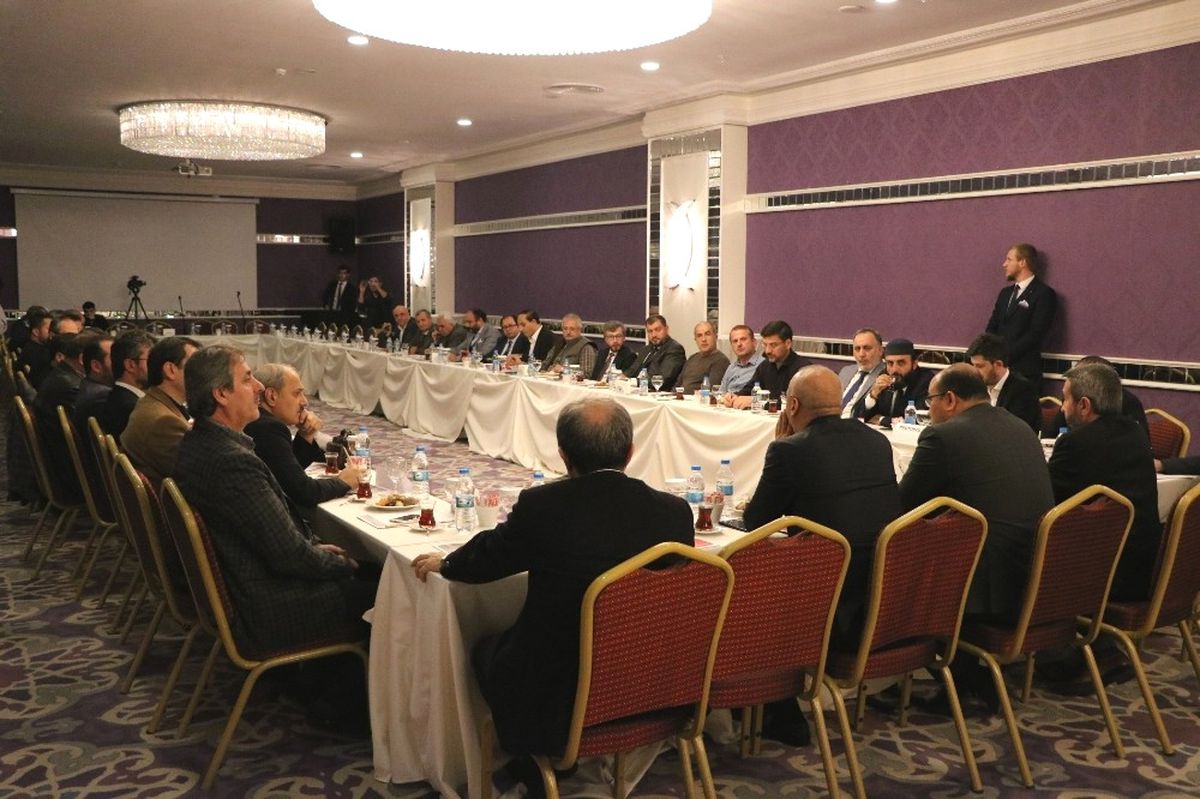 Sakarya Düşünce ve Dayanışma Platformu\'nun Konuğu Prof. Dr. Mehmet Şahin Oldu