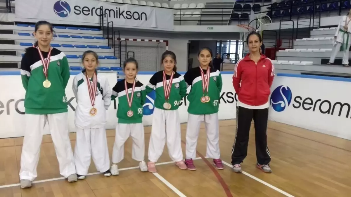 Salihli Belediyesi Karate Takımı Manisa Şampiyonu Oldu