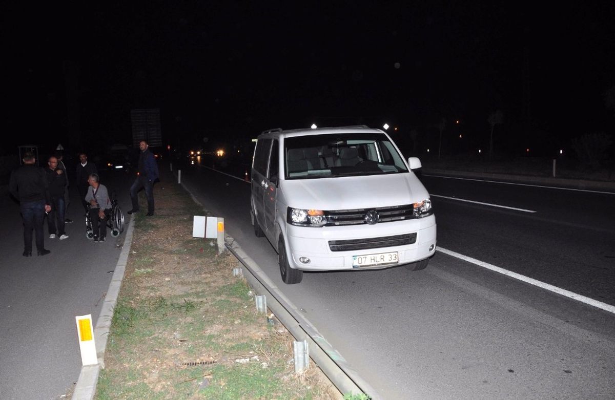 Seyir Halindeki Minibüsün Aynasının Çarptığı Kadın Öldü