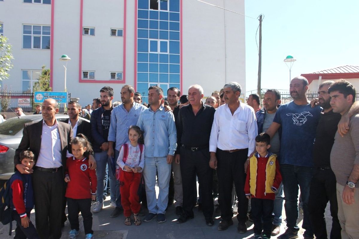 Siirt\'te Servis Şoförleri 2 Gündür Kontak Kapattı