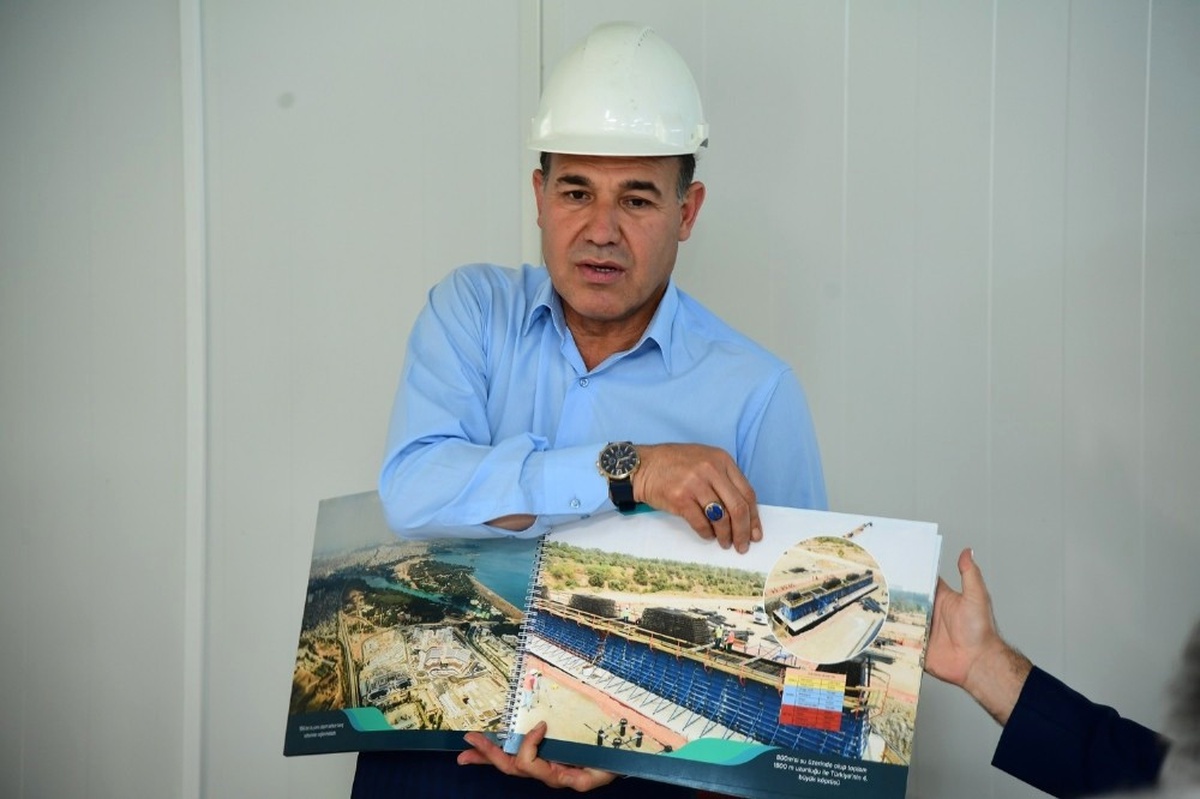 Sözlü: "Köprü Kredisinin Geciktirilmesi Adana Halkına Eziyet, Milli Ekonomiye Zarardır"
