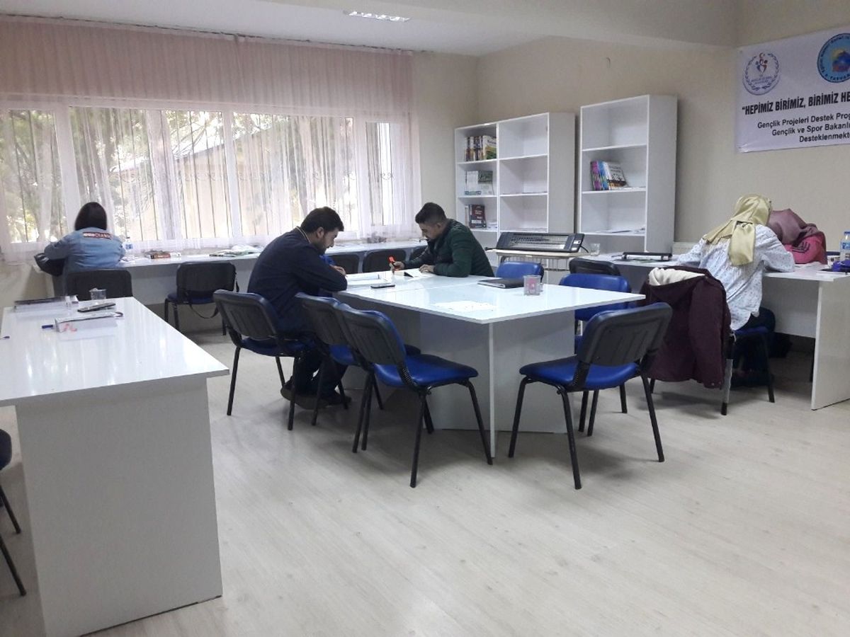 Tatvan\'da Kütüphane Açılışı