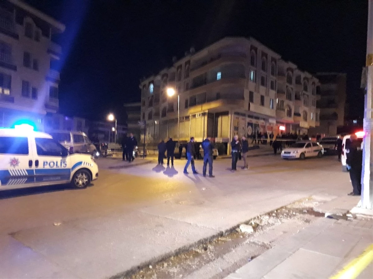 Ankara\'da Kahvehaneye Silahlı Saldırı: 1 Yaralı