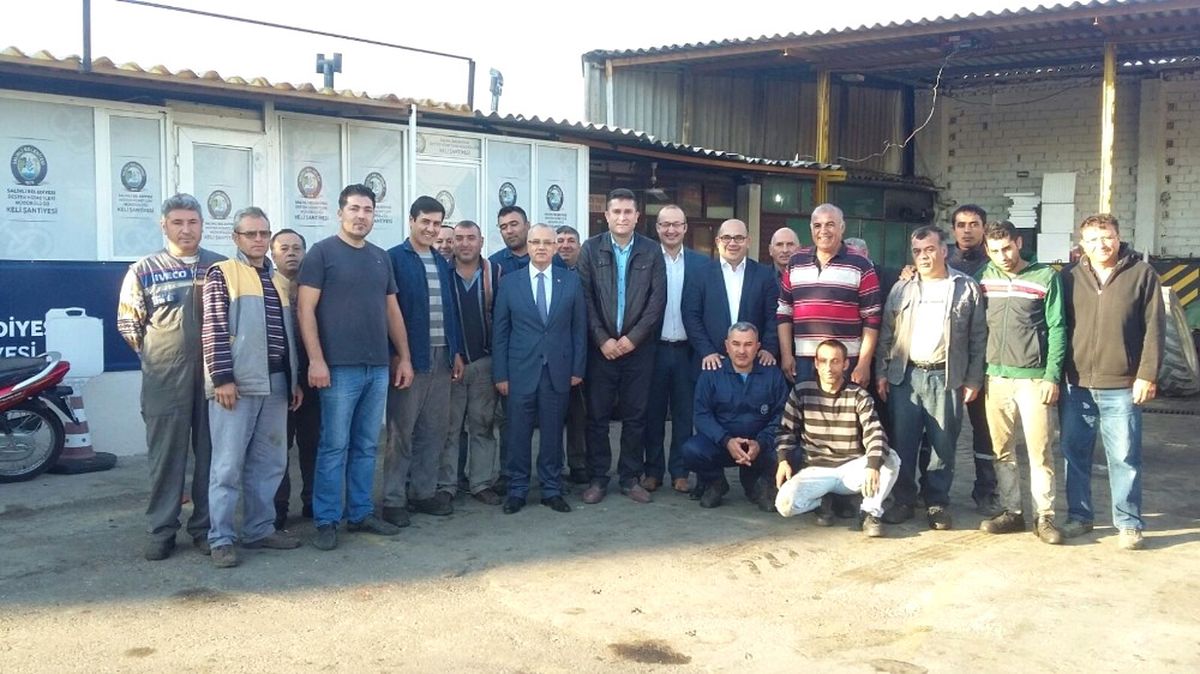Başkan Kayda Mesaiye İşçilerle Kahvaltı Yaparak Başladı