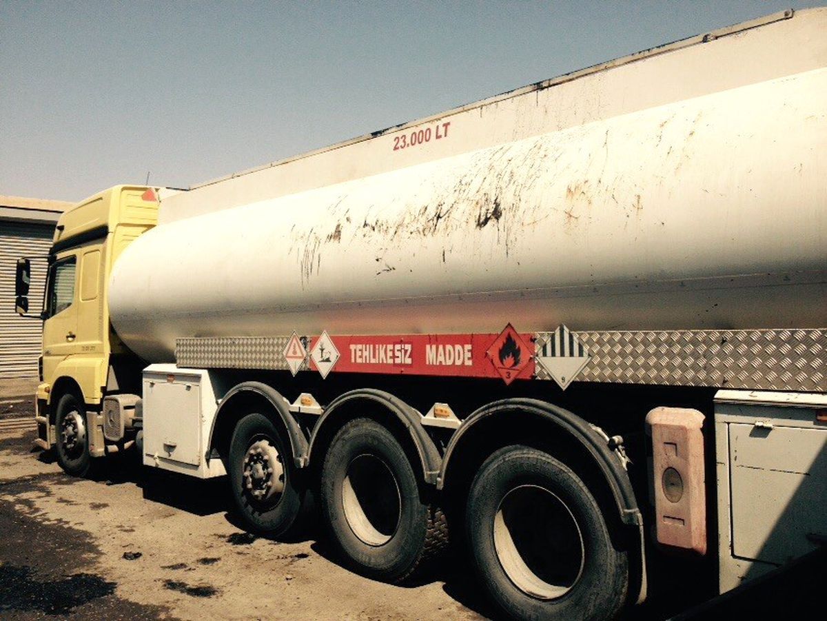 Batman\'da 39 Bin 132 Litre Kaçak Akaryakıt Ele Geçirildi