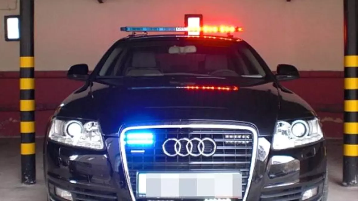 Çakarlı Araçların Geçiş Üstünlükleri İptal Edildi