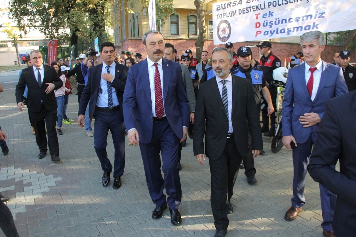 Emniyet Müdürü Ak\'tan "Sevgi Evleri"Ne Ziyaret