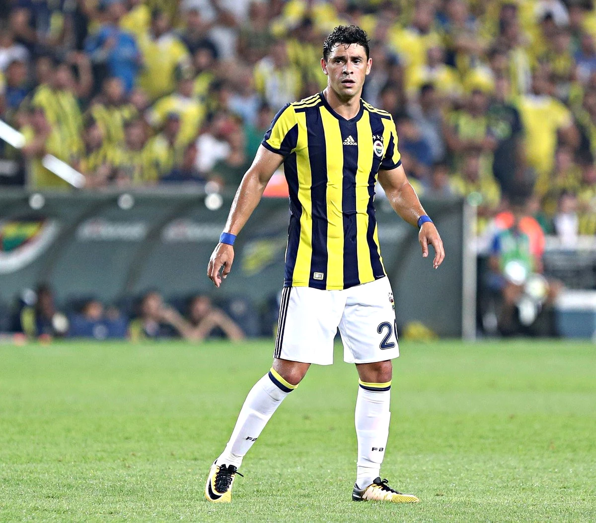 Fenerbahçeli Giuliano: Derbide Beraberlik Fena Sonuç Değil