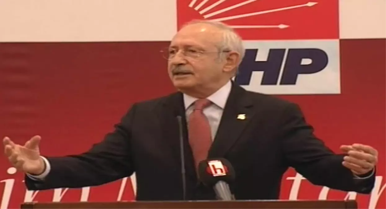 Kılıçdaroğlu Kadın Muhtarlarla Bir Araya Geldi