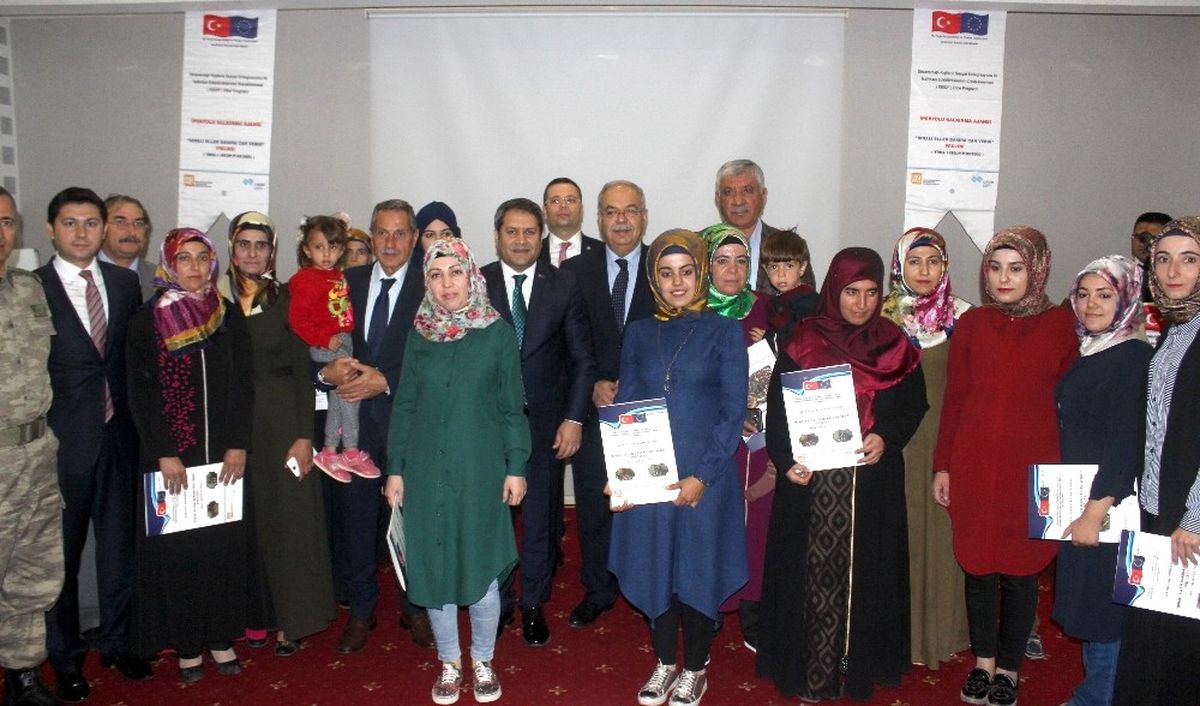 Kınalı Eller Bakıra Can Verdi Projesi"Nin Kapanışı Gerçekleştirildi