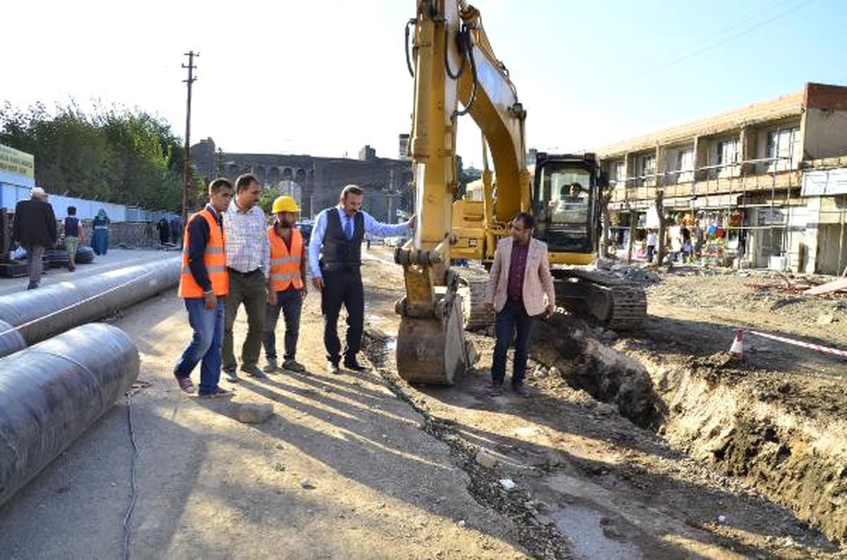 Tarihi Sur\'un Altyapısı Yenileniyor