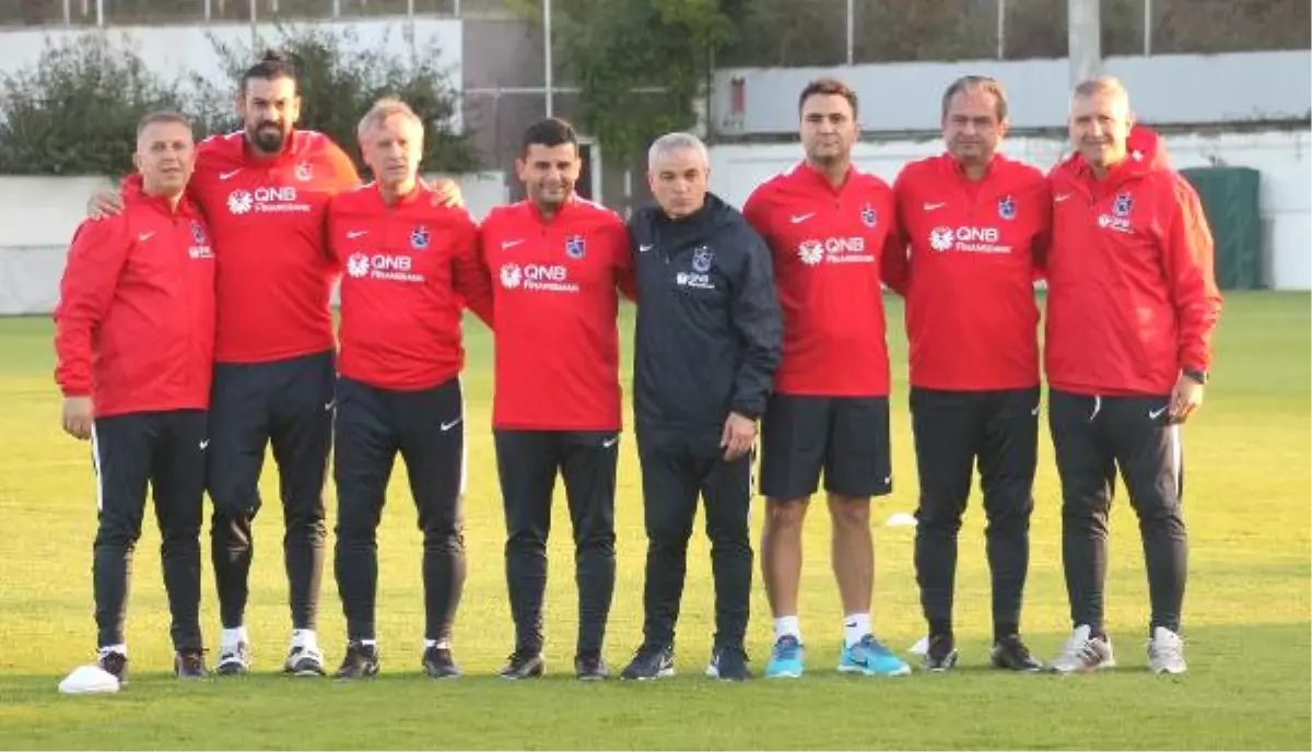 Teknik Direktör Çalımbay, Trabzonspor\'da İlk Antrenmanına Çıktı