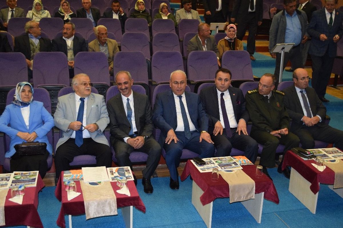 Belediye Başkanı Yaşar Bahçeci: "Demokratik Sistemin Temel Taşı Muhtarlar"