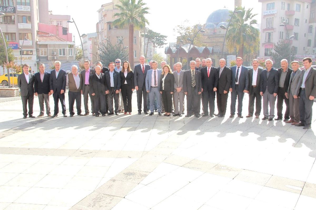 Biga\'da 19 Ekim Muhtarlar Günü Törenle Kutlandı