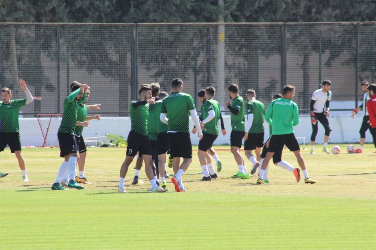 Denizlispor\'da Adana Demirspor Mesaisi Sürüyor