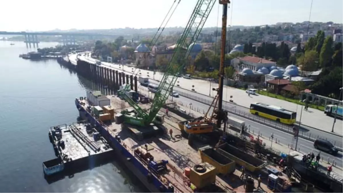 Eminönü-Alibeyköy Tramvay Projesi İçin Haliç\'e Kazık Çakıldı