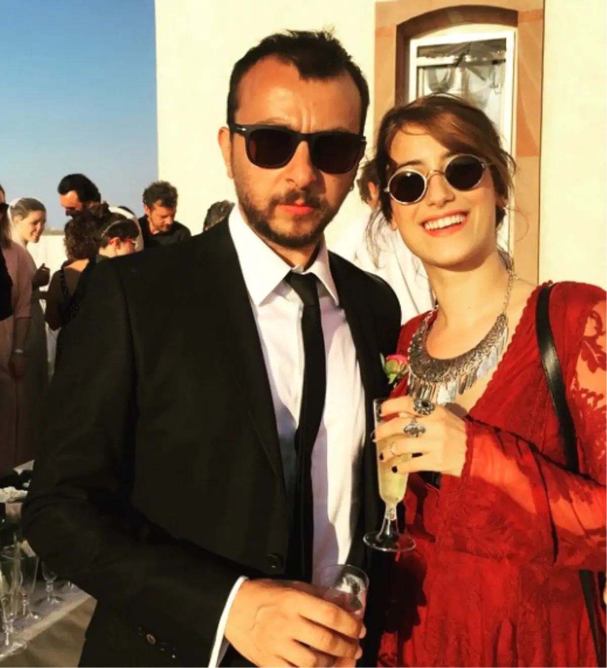 Hazal Kaya\'dan Sevgilisi Ali Atay\'a İlan-ı Aşk: Seni Çok Seviyorum