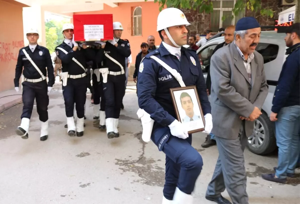 Kansere Yenilen Polis Memuru, Son Yolculuğuna Uğurlandı