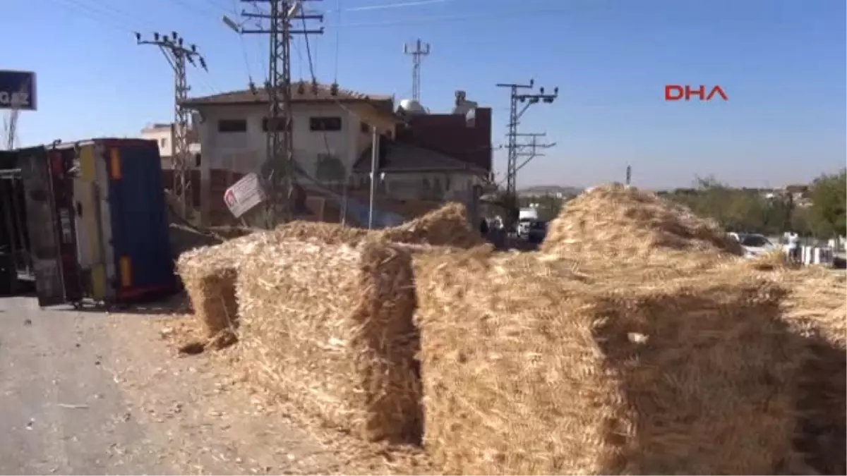 Mardin Derik\'te Trafik Kazası: 4 Yaralı