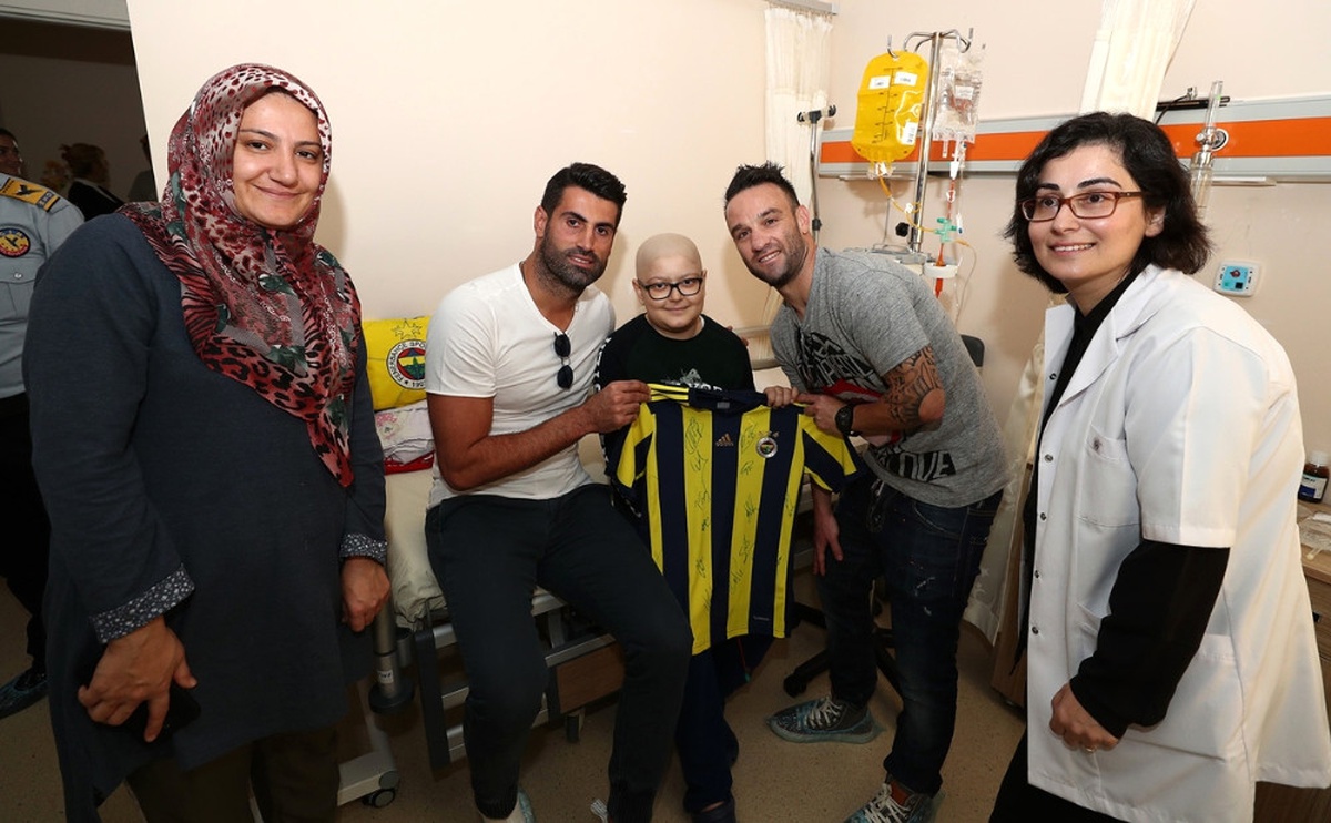Volkan ve Valbuena\'dan Anlamlı Ziyaret