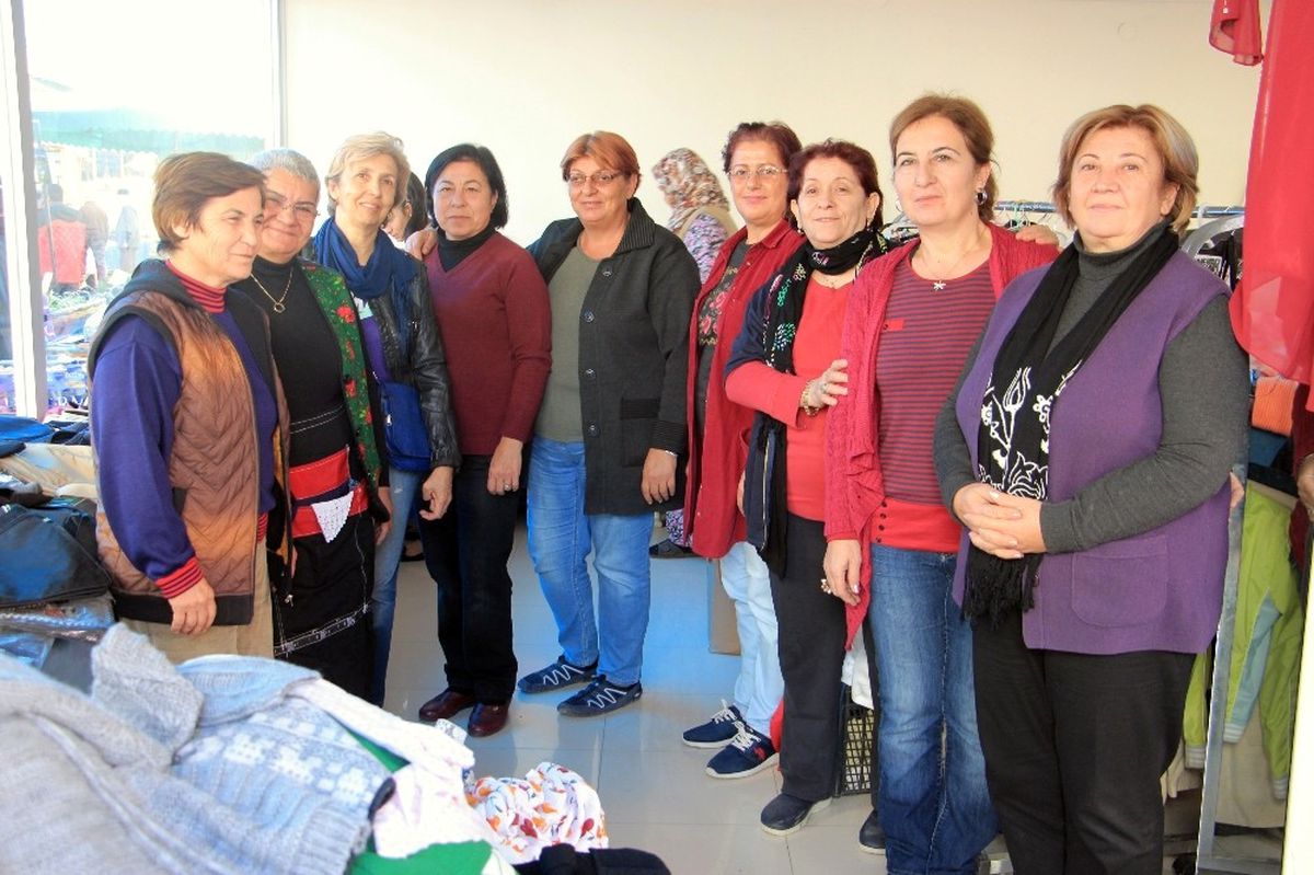 Yardımseverlerden Anlamlı Kermes