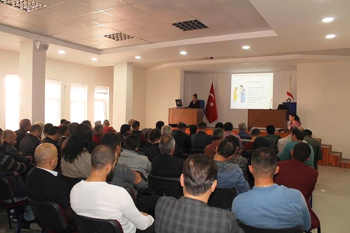 Yozgat\'ta 69 Yükümlüye Aile ve İletişim Semineri Verildi