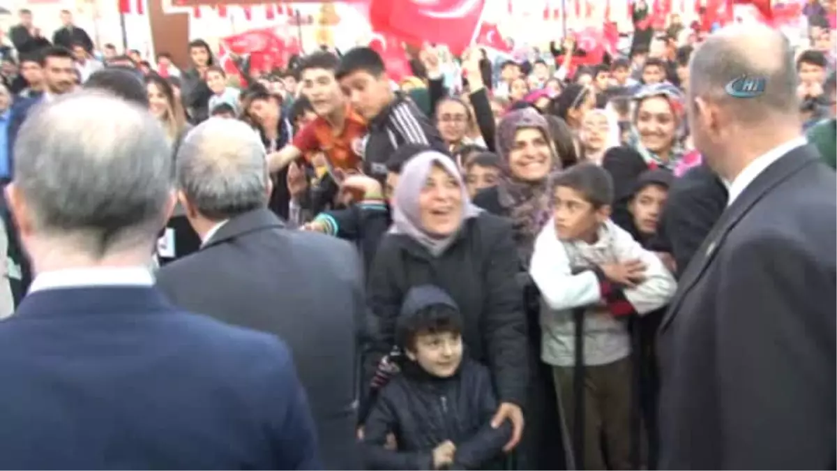 Bakan Fakıbaba Şehit Polis Soner İdil Spor Tesisi ve Parkı\'nın Açılışına Katıldı