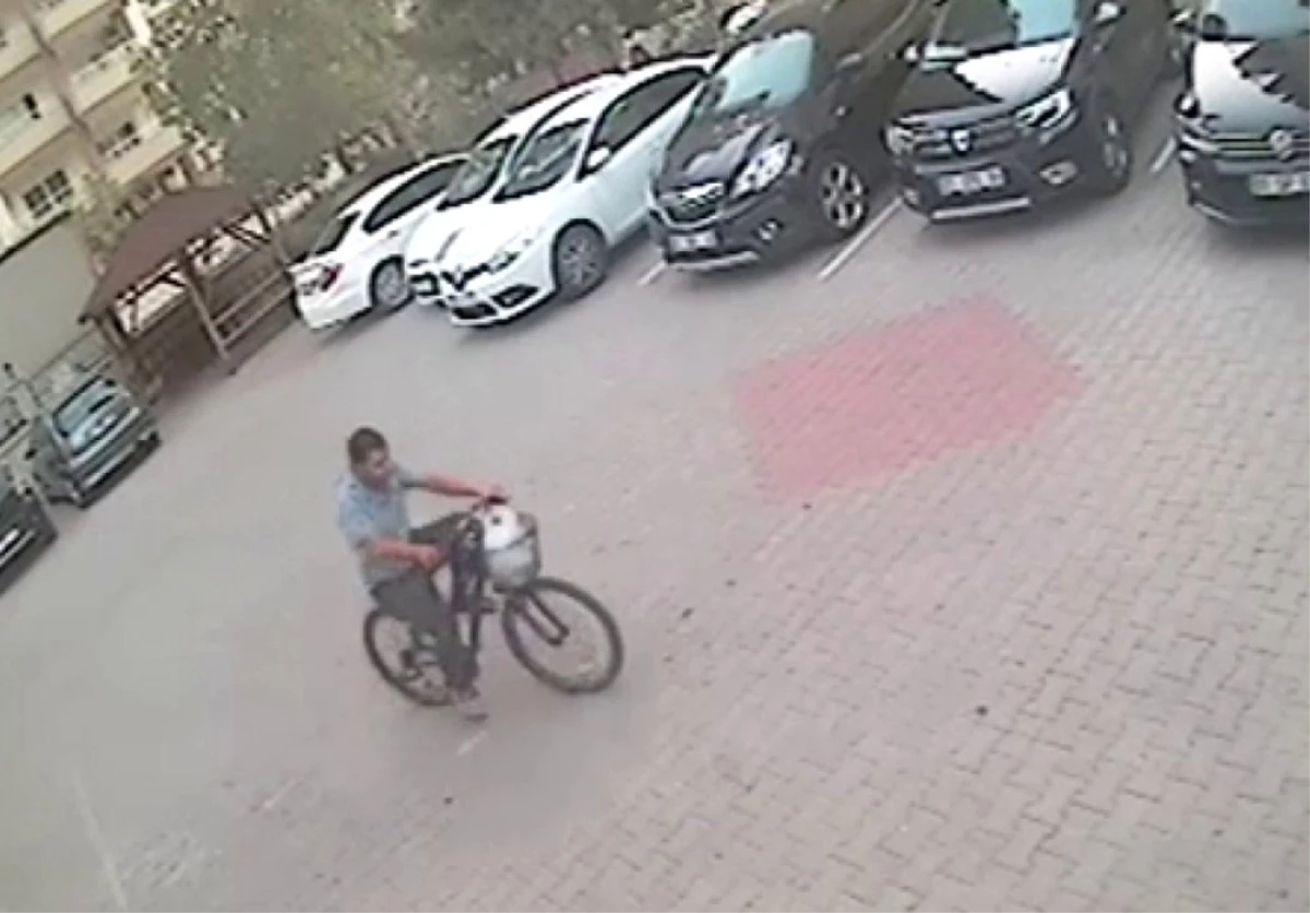 Bisiklet Hırsızı Polisten Kaçamadı