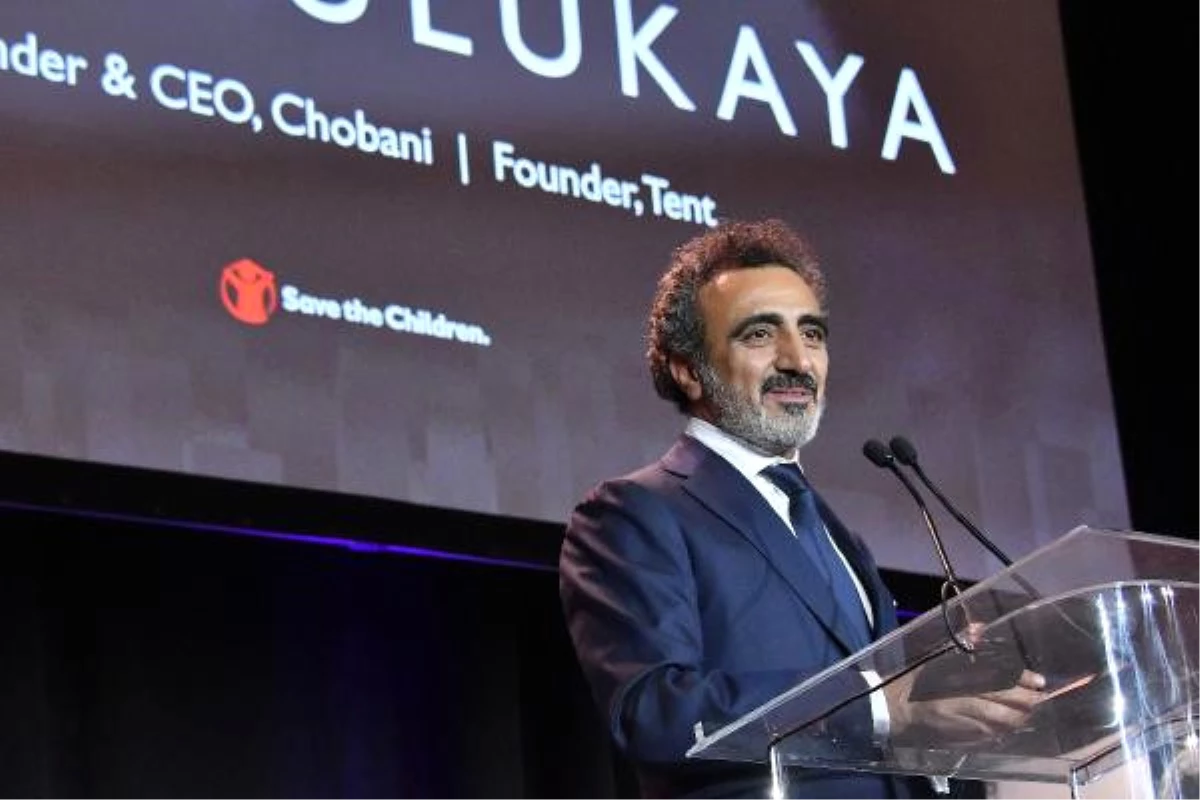 Çocukları Koruyun"Dan Ulukaya\'ya "Yardımseverlik Ödülü"
