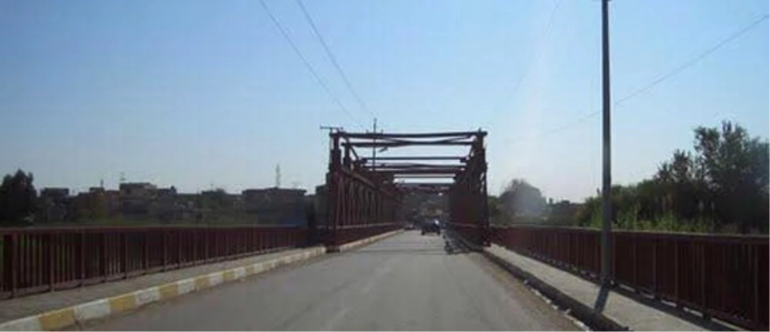 Irak Ordusu, Peşmerge\'ye Altın Köprüyü Terketmesi İçin 2 Saat Mühlet Verdi