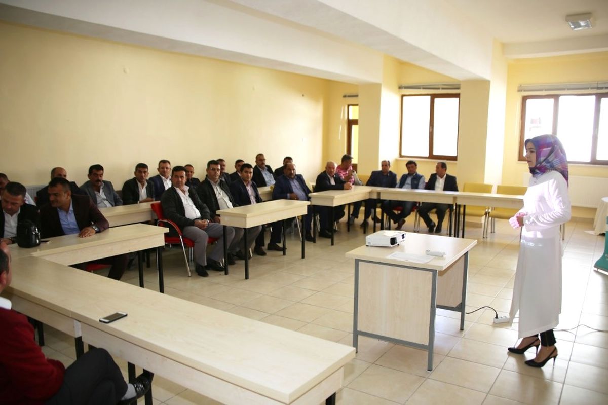 Karaman\'da Belediye Otobüs Şoförlerine Hizmet İçi Eğitim Verildi