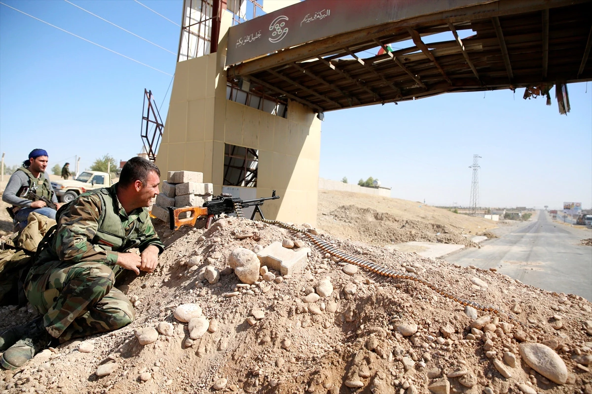 Kerkük-Erbil Yolunda Sıcak Saatler! Irak Güçleri ile Peşmerge Çatışıyor
