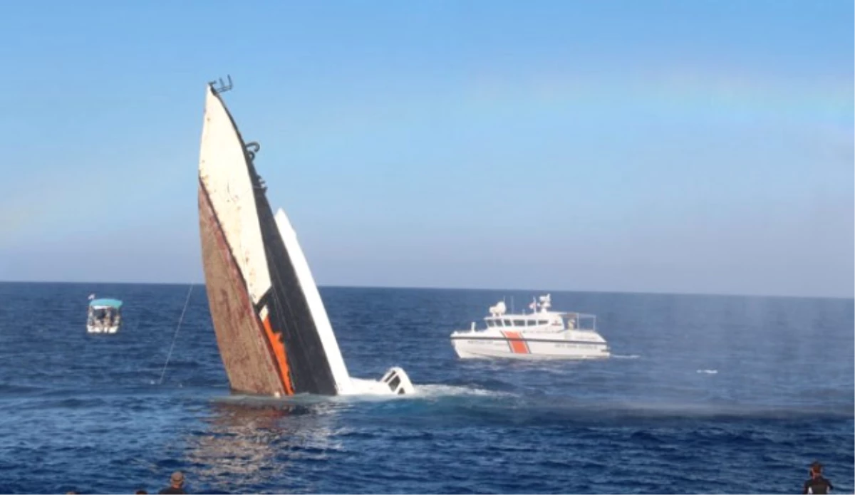 KKTC\'de Dalış Turizmi İçin Gemi Batırıldı