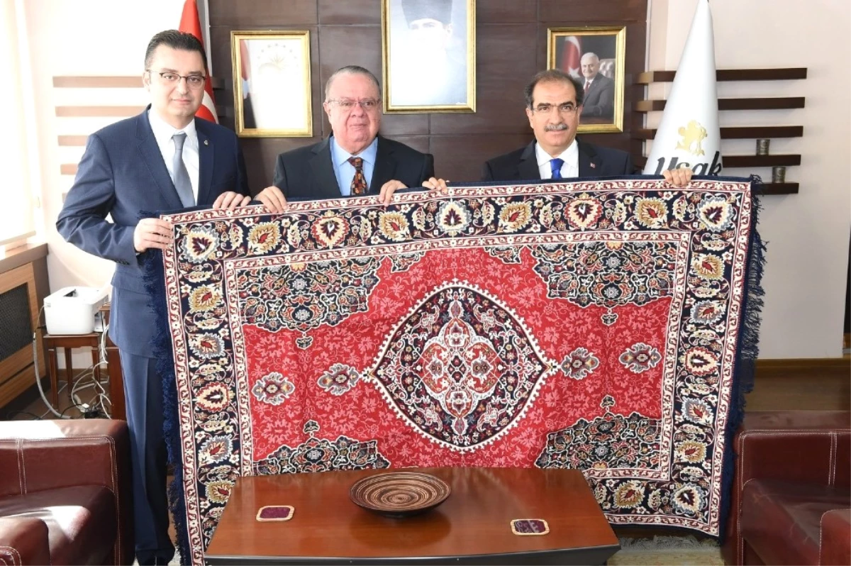 Kolombiya Ankara Büyükelçisi, Vali Demir\'i Ziyaret Etti
