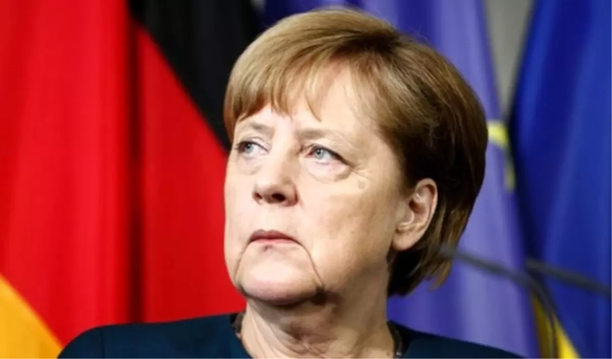 Merkel, Brexit\'te Geri Adım Atmıyor