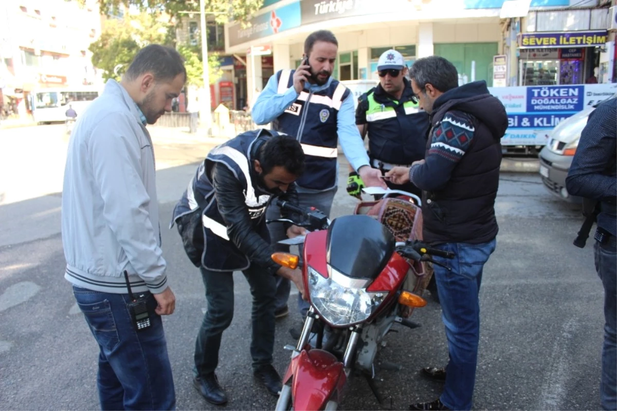 Polis Ekipleri Motosiklet Uygulamalarına Hız Verdi