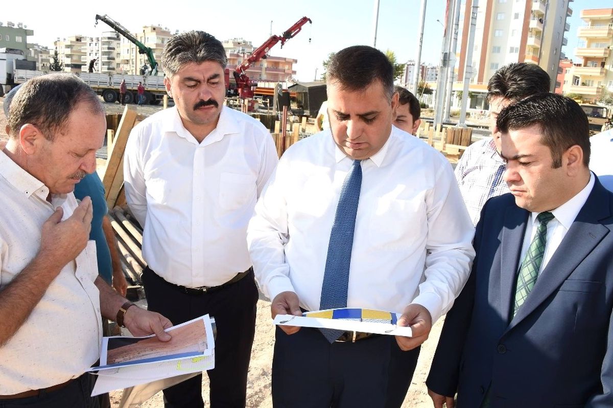 Tarsus\'a 7 Bin 538 Kişilik Gösteri Merkezi