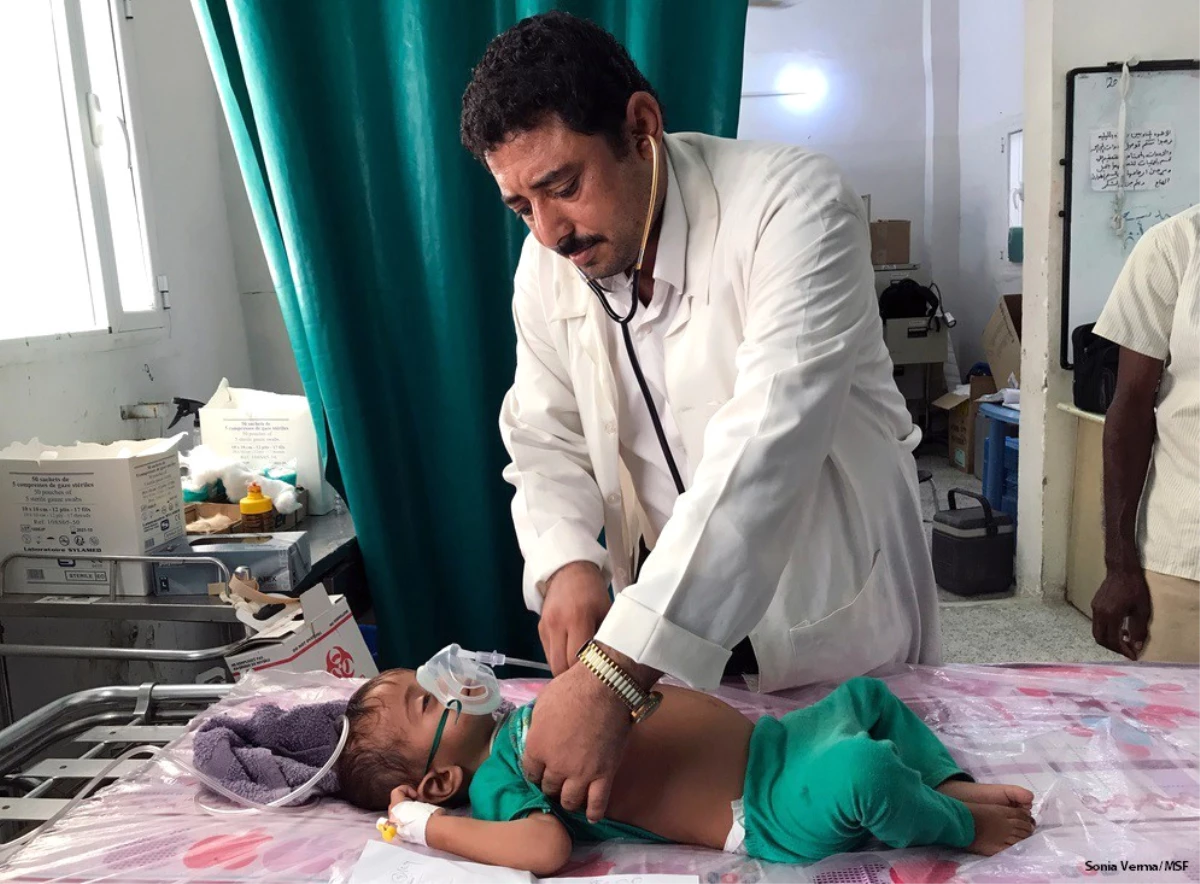 Yemen\'de Sağlık Personeli 1 Yıldır Maaş Almıyor