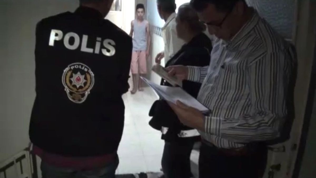 Adana\'da "Kiralık Dilenci Çocuk" Operasyonu