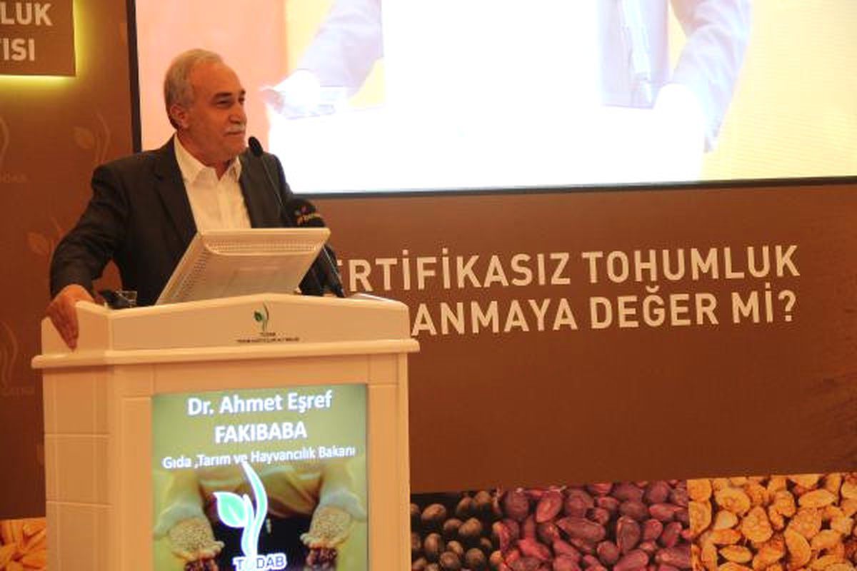 Bakan Fakıbaba\'dan Pamuk Yığını Arasında Ölen Çocukların Ailelerine Ziyaret (2)