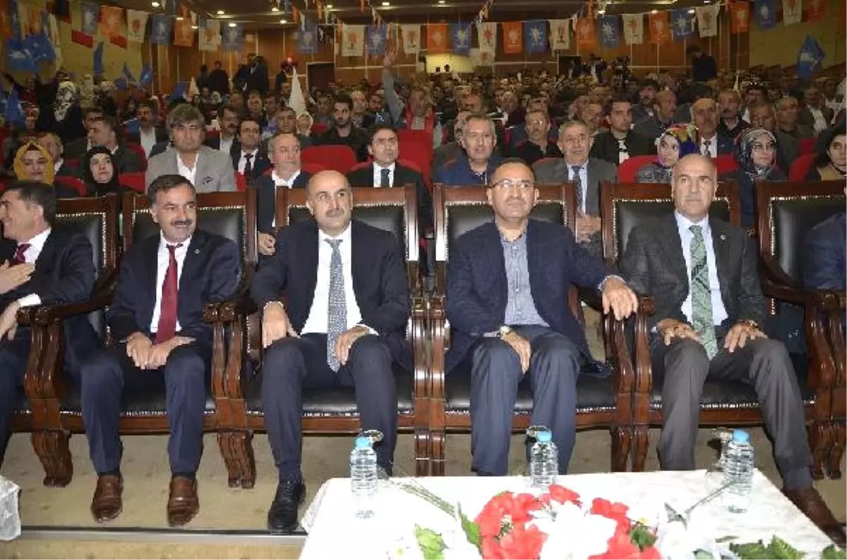 Bozdağ: Manşetin Peşinde Koşan Bir Muhalefet Var