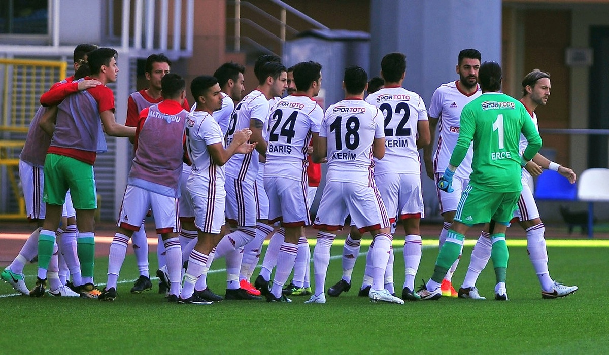 İstanbulspor - Altınordu Maçında 27 Türk