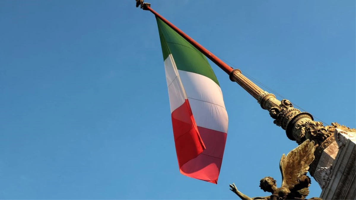 İtalya\'da Bir Kasaba Daha Nüfusu Artırmak İçin Taşınacaklara Para Önerdi