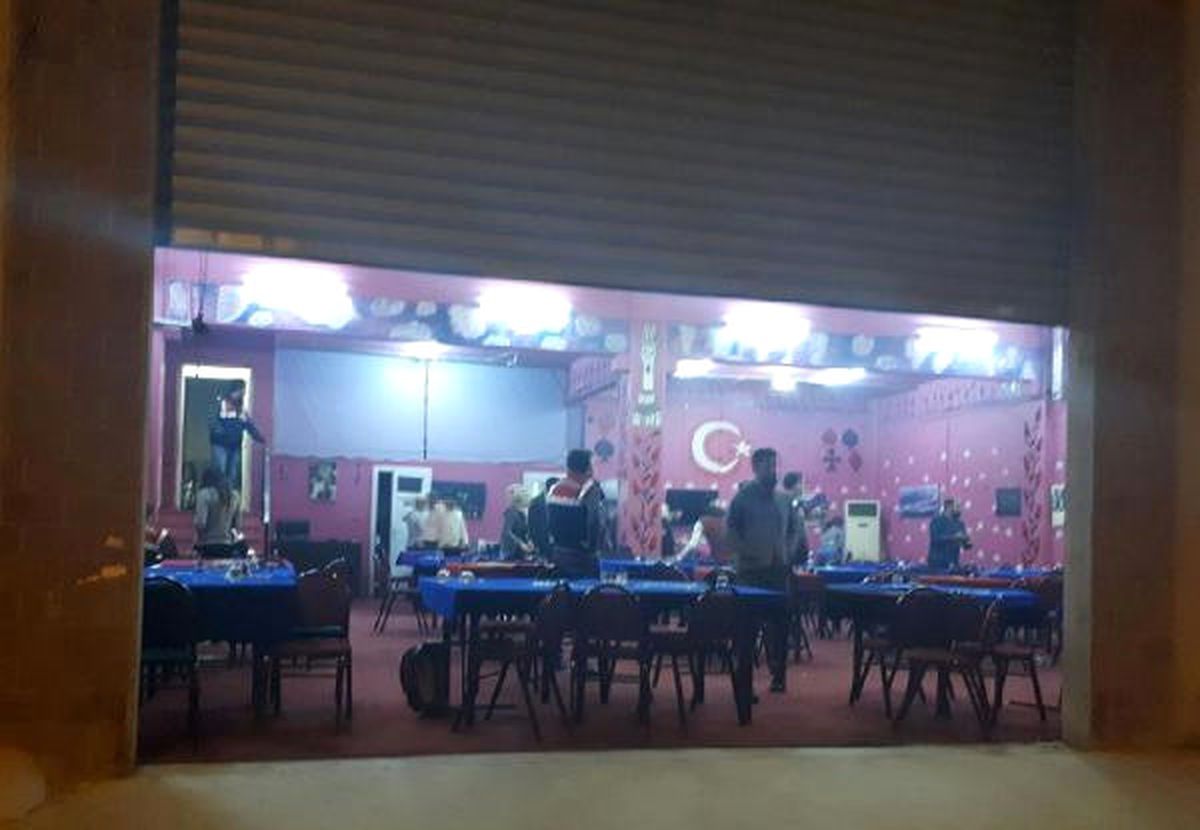 İzmir\'de 46 Kişi Kumar Oynarken Yakalandı