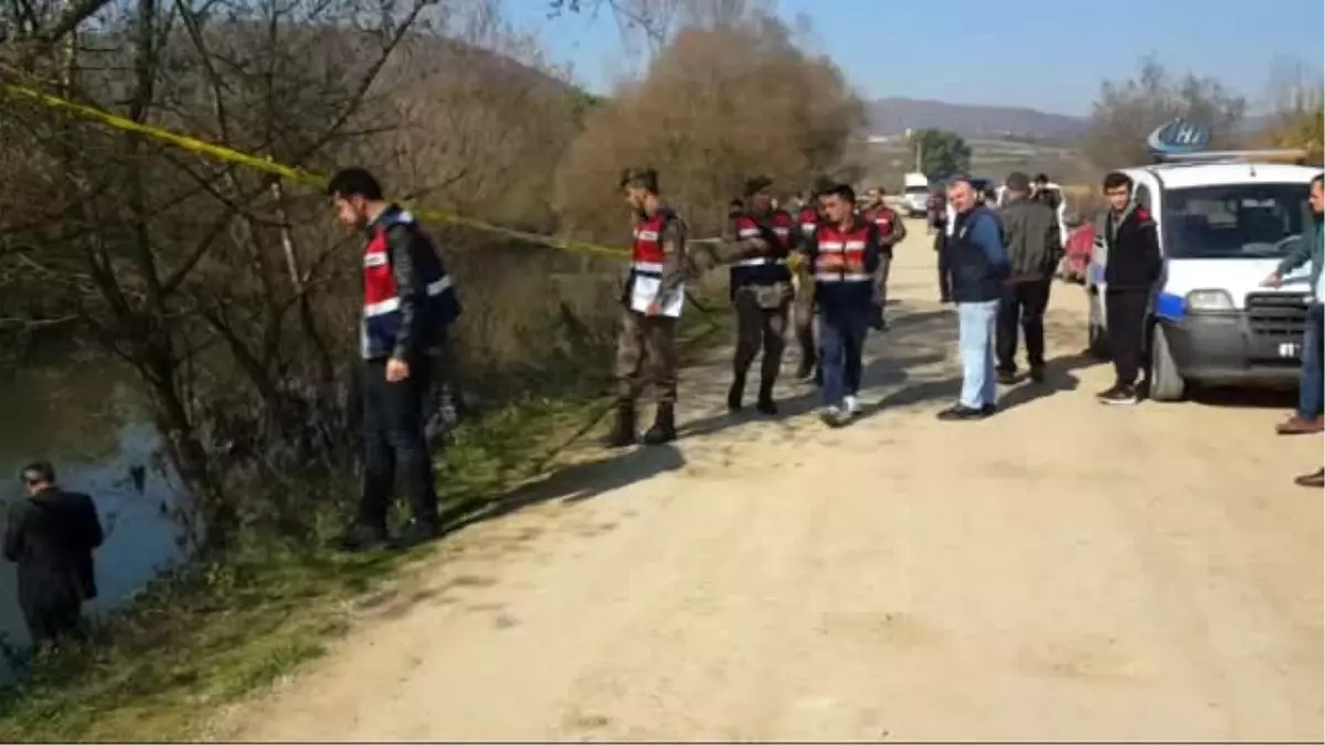 Melen Çayında Erkek Cesedi Bulundu