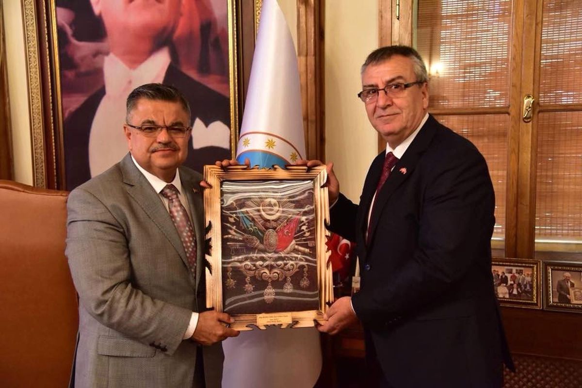 MHP İl Başkanlığı\'ndan Başkan Yağcı\'ya Ziyaret