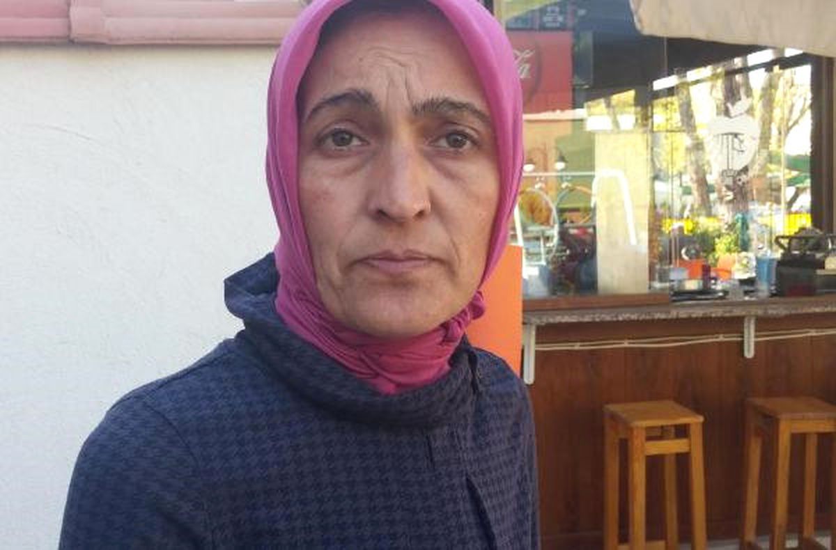 Parktaki Oyuncak Araçlara Atılan Madeni Paraları Çaldılar