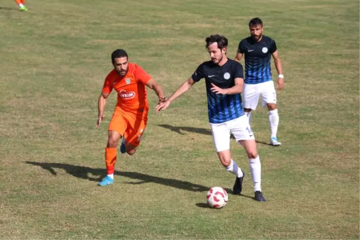 Şanlıurfa Karaköprü Belediyespor-Baysal İnşaat Düzyurtspor: 2-2